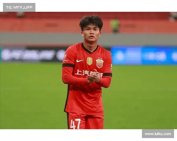 蒯纪闻李新翔离队上港转战上海全运男足全力备战新赛季 蒯纪闻李新翔离队上港转战上海全运男足全力备战新赛季